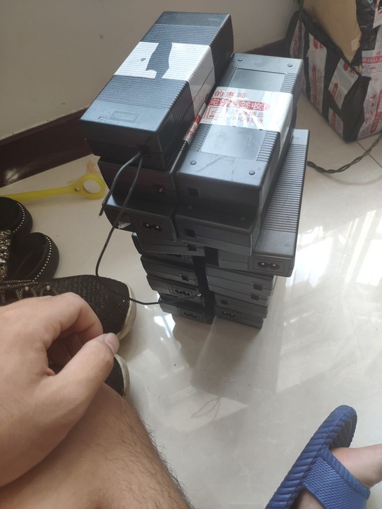 36V10串2A锂电池充电器。平衡车电池充...