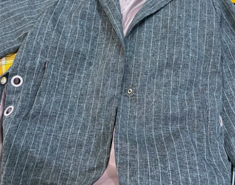 实体店买的 Zll  开春 可以穿外套 感...