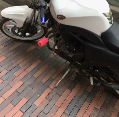 破烂宗申200摩托车地平线跑车一个，没有外...