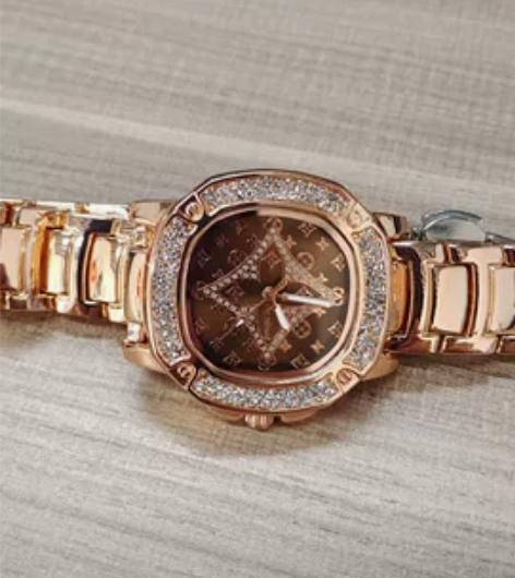 老花标志石英手表，精工制作玫瑰金豪华款，有...