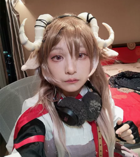 出悠窝窝艾雅法拉cos大全套 L码 衣服服...