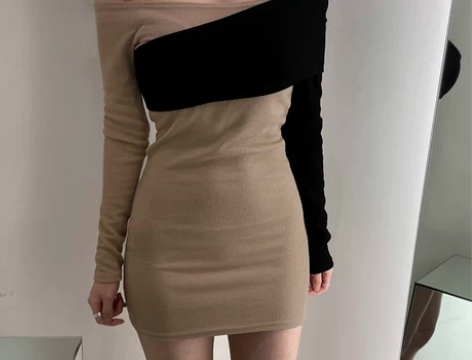 全新!无吊牌!仅家里试穿!太性感穿不出去~...