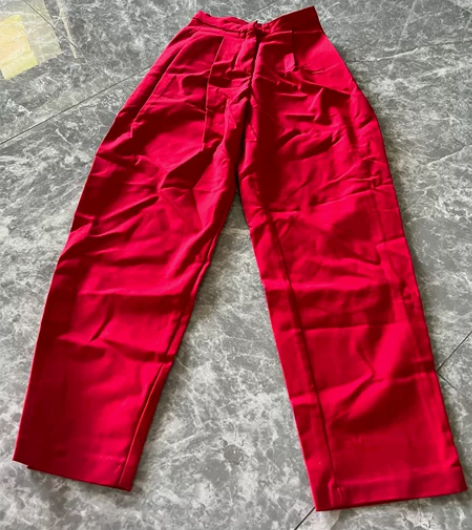 正红色哈伦裤休闲裤 S码裤长够长上面配毛衣...