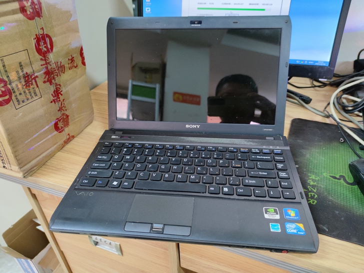 索尼笔记本13寸轻薄本i5一代4+320G...