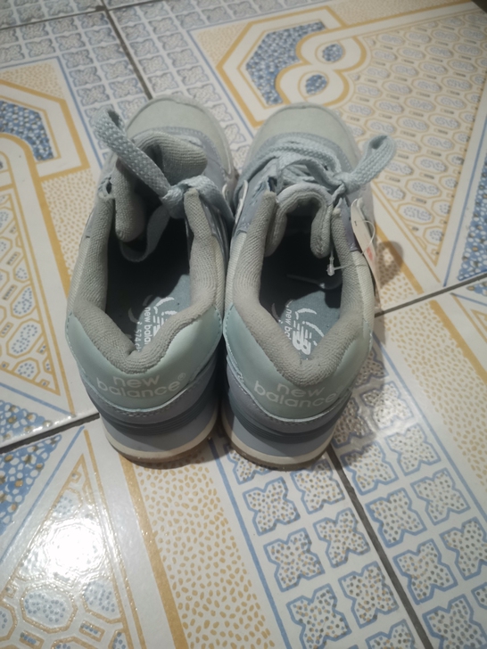 新百伦全新运动鞋猪扒皮,37码内长235,...