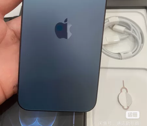 苹果12pro国行128g蓝色，全套9.9...