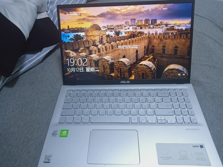 华硕vivobook15s 十代i7 m...