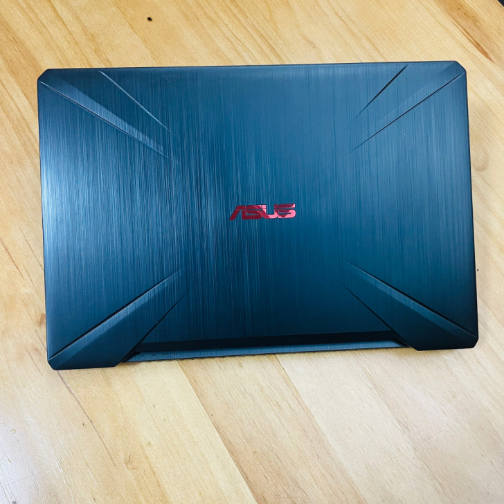 华硕飞行堡垒 18款15.5寸 i7-87...