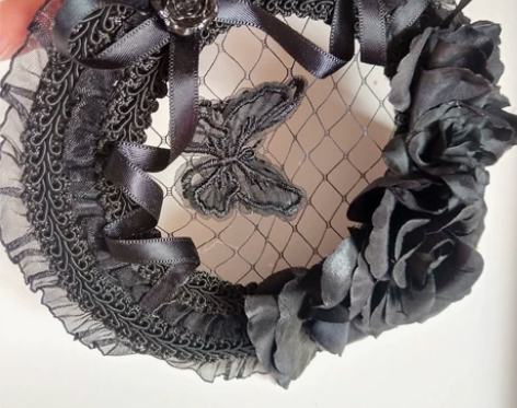 35包邮纯黑奶白镂空扁帽礼帽可搭芙拉小姐 ...