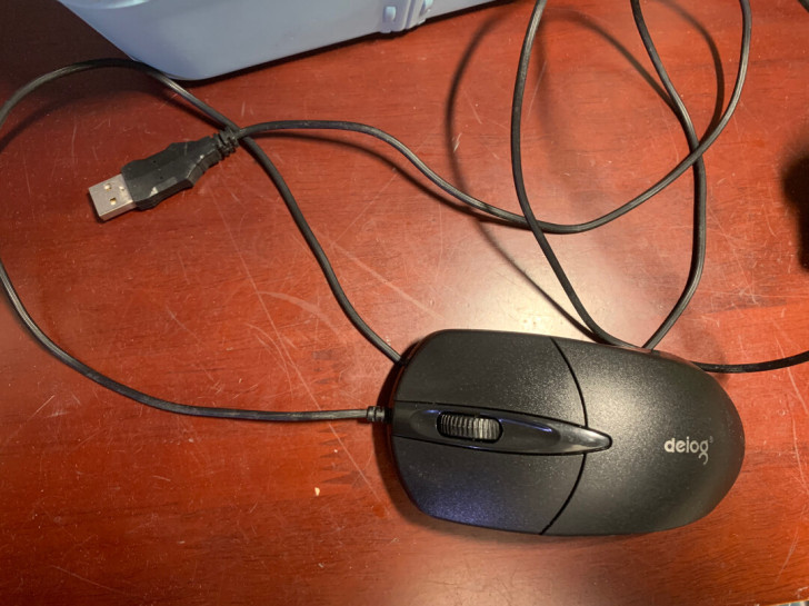 德意龙闲置有线鼠标