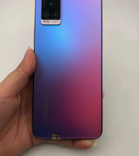 低价出售 vivo S7 内存8+128 ...