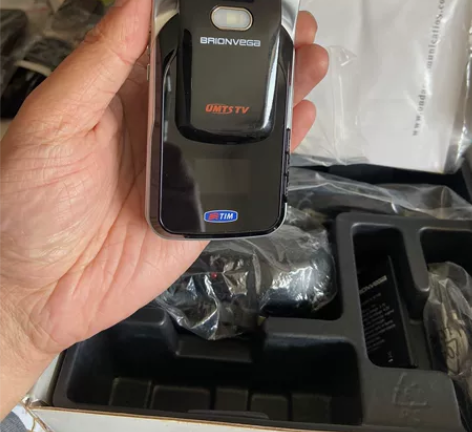 中兴代工意大利品牌手机 这个手机是国内代工...