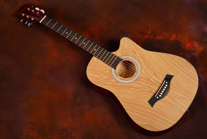 清仓处理全新雅马哈吉他，卡马吉他，初学者吉...