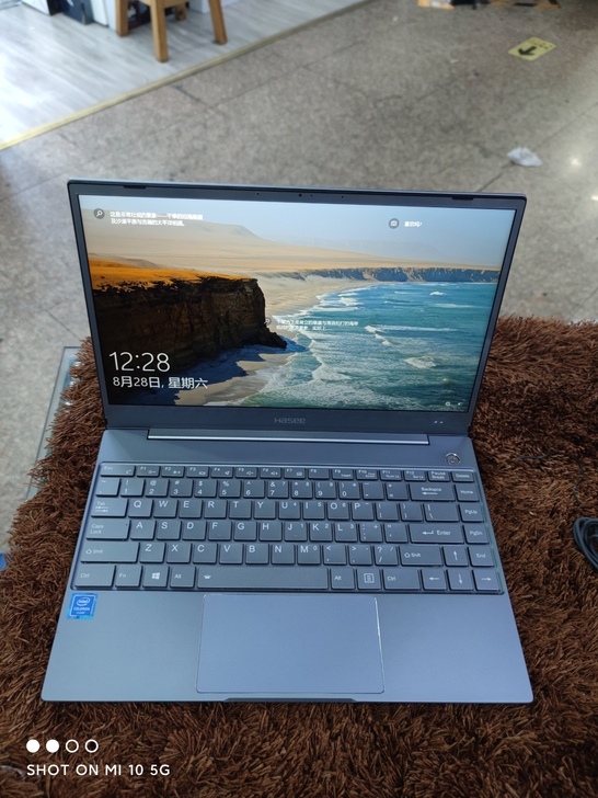 神州优雅X4 D2超极本，刚买没用，基本全...