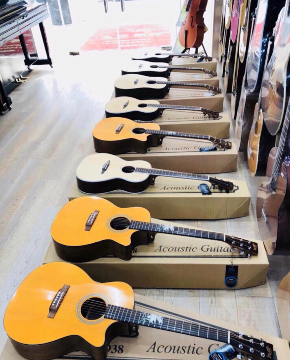 【琴行不做了】原价1200的吉他处理单板吉...