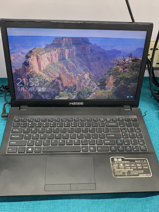 神州战神笔记本，四代i7，8g内存，具体配...