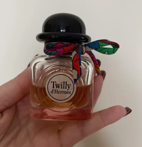 爱马仕twilly香水 可爱的小瓶子 味道...