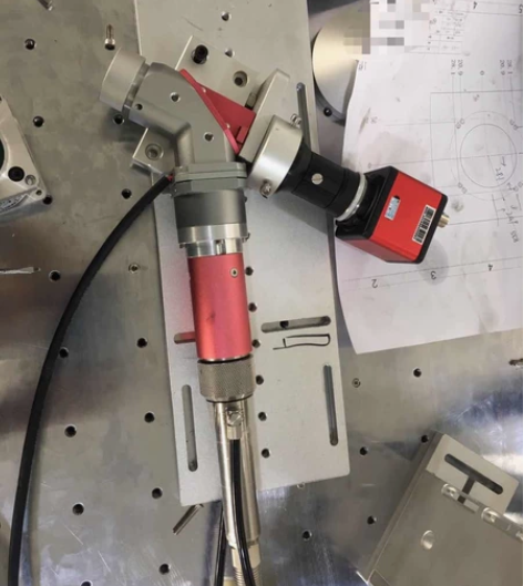 手持式激光焊ccd加装套装，显示为套装其中...