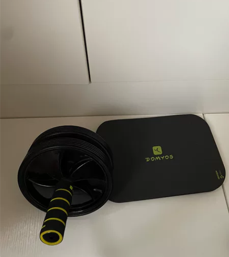 迪卡侬健腹轮 几乎全新 包邮 感兴趣的话点...