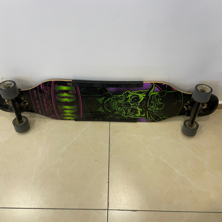 斯威滑板，长110CM。首尔甜城自取。