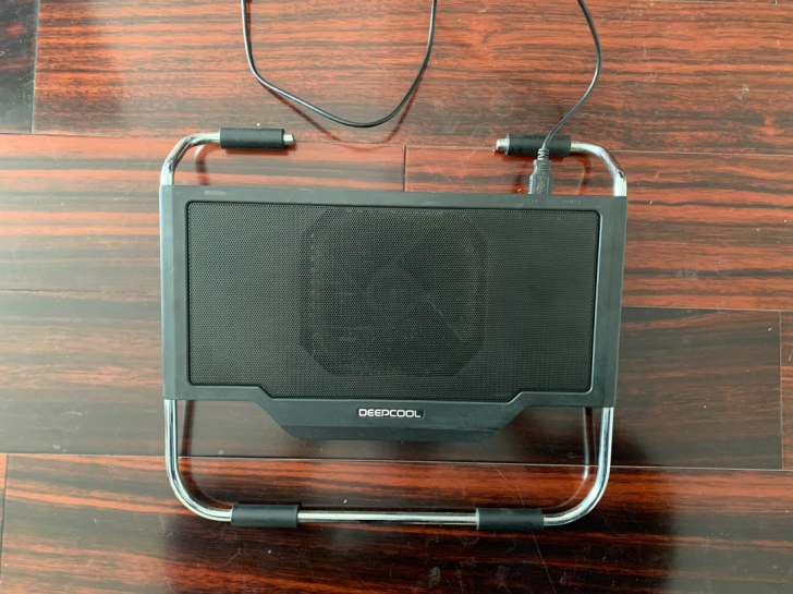 笔记本电脑散热架 邮费自理 北京西直门...