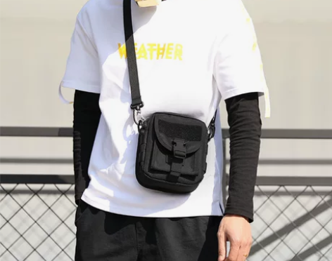 男士单肩包搭扣包潮牌嘻哈复古挎包斜挎包男i...