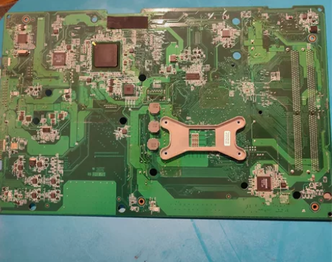 戴尔一体机上拆下来的主板，775针的。功能...