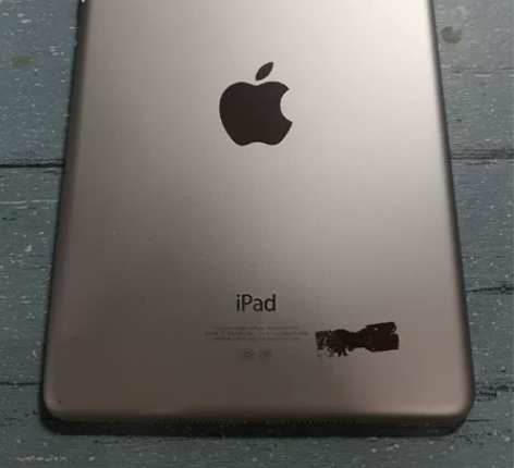 ipad mini 九成新 爱思全绿，只剩...