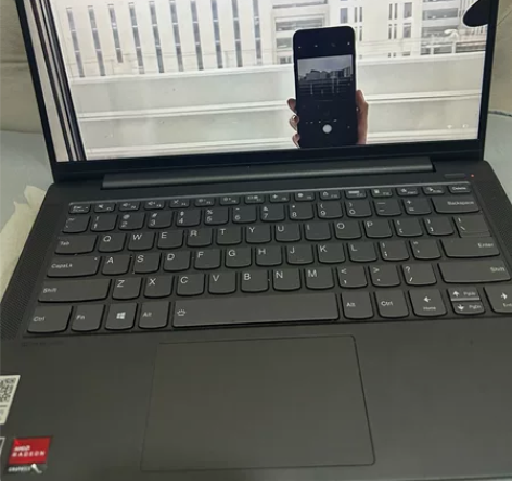 小新air14 基本没有使用过，上大学自己...