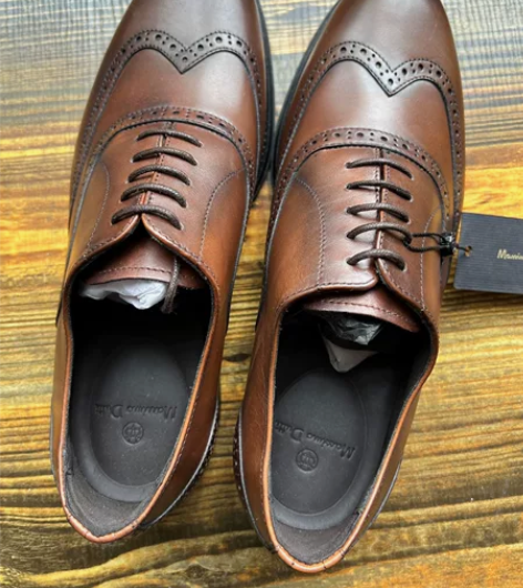 Massimo Dutti 40码布洛克雕...