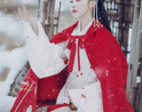 兰若庭 汉服 红果果 斗篷 ,闲置汉服出售...