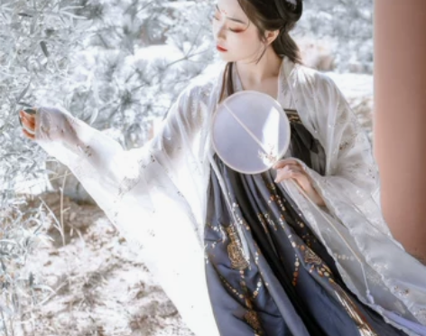 ?【艺缕原创一云鹤】正品，全身S，仅试穿，...