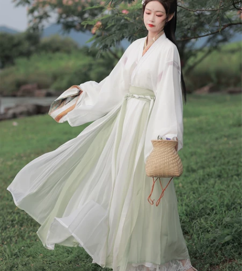 五五年原创汉服女【立秋·处暑】晋制交领襦裙...