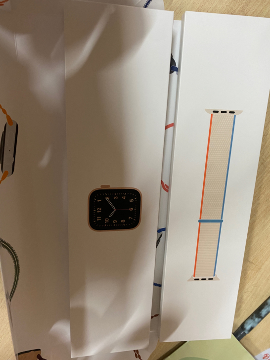 21年4月11日买的,apple watc...