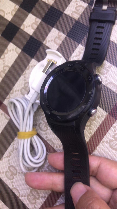 华为手表watch2,可插卡打电话,正常使...