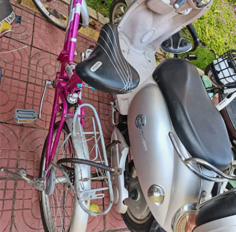 出二手折叠自行车 车筐坏了 送打气筒 感兴...