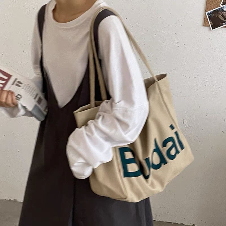 学生休闲大容量包包女秋冬2021新款托特包...
