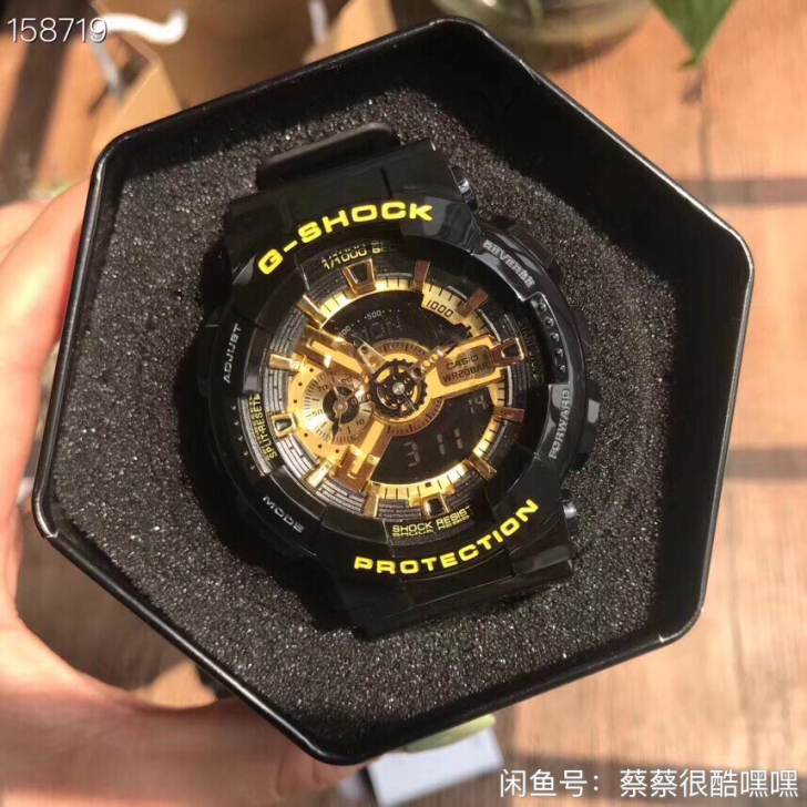 卡西欧刻黑金属联名手表，男女款手表，盒子吊...