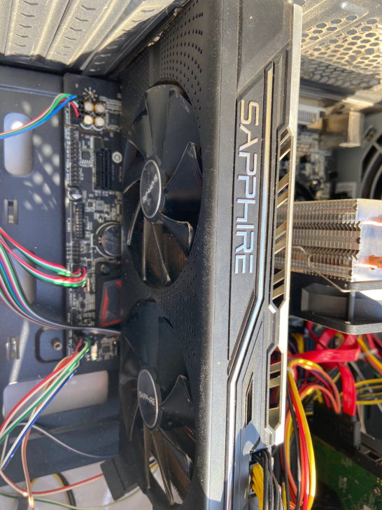 自用电脑一台  显卡出售 蓝宝石RX580...