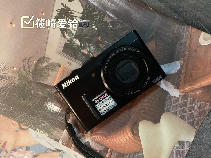 尼康p300