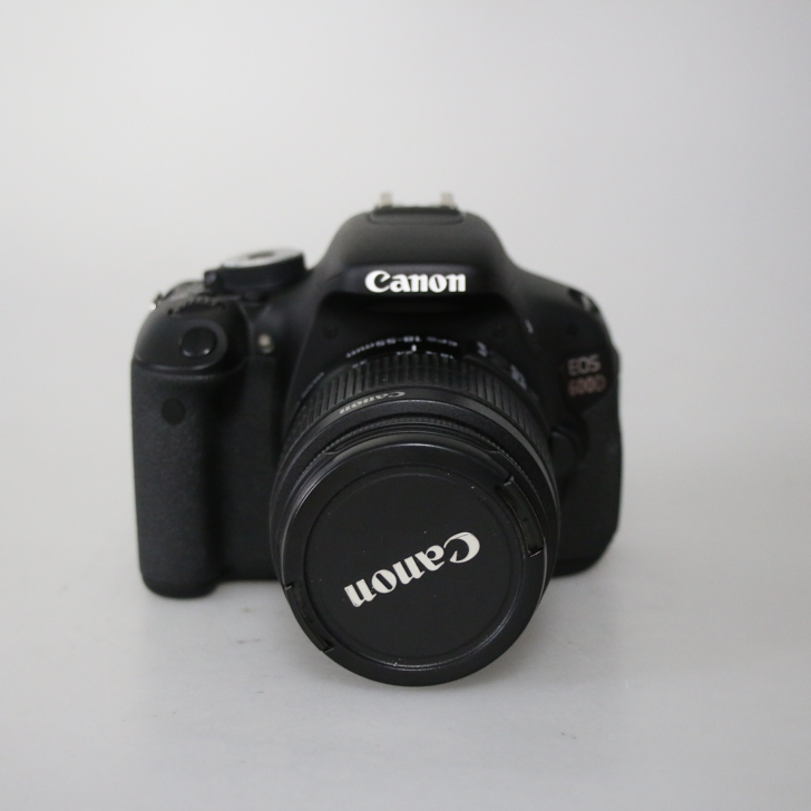 95新佳能600D（18-55IS II)...