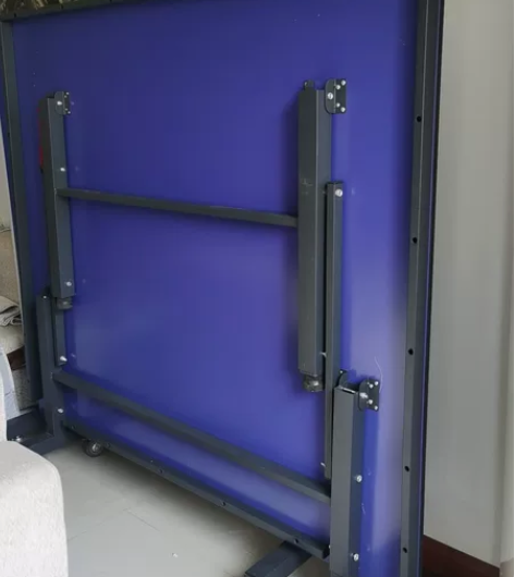 乒乓球台，标准尺寸带轮50桌腿18面板9成...