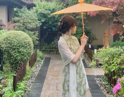表象  湖樱m 穿1 感兴趣的话点“我想要...