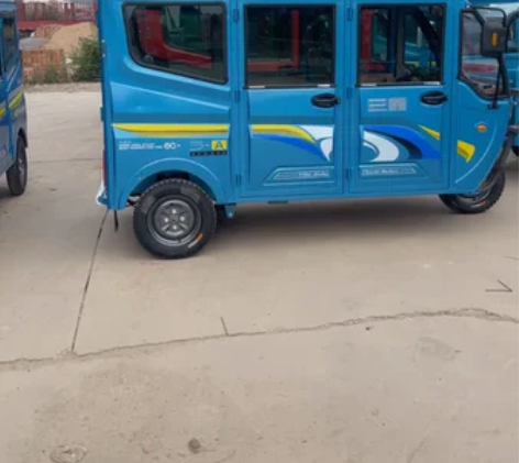 三鑫上牌车 油刹 电动门 触摸p5 感兴趣...