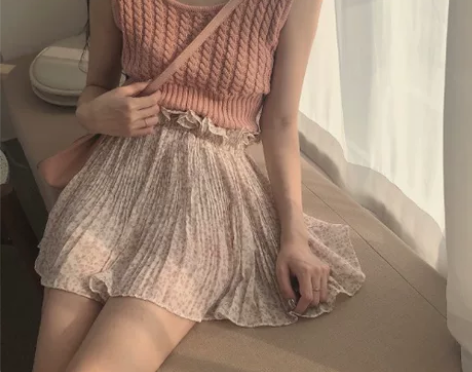 扑啦啦韩风木耳边高腰碎花半身裙夏显瘦百褶裙...