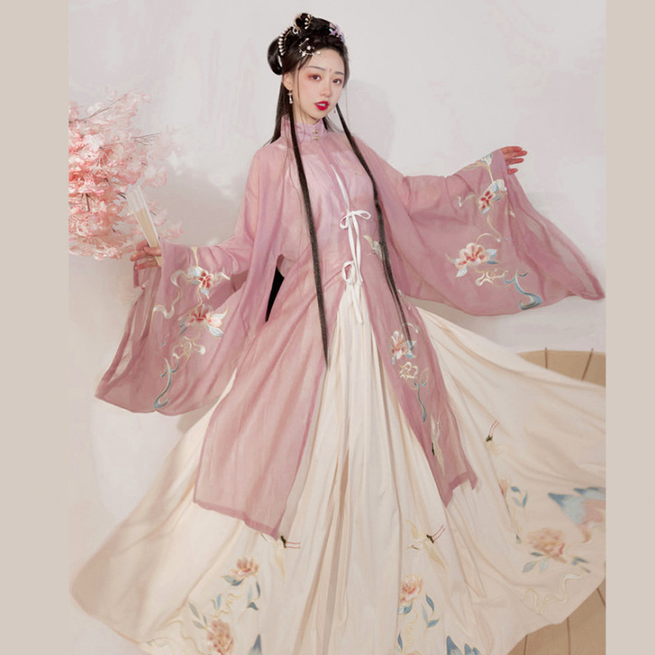 倚梦阁 民族装舞台装 汉服