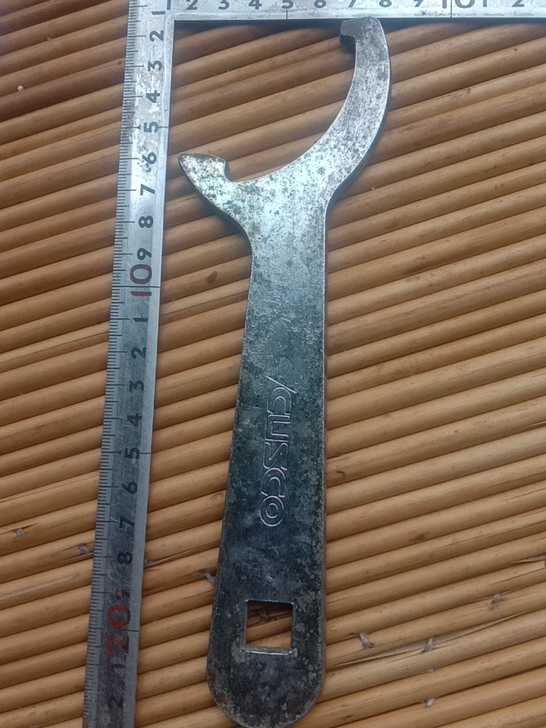 日本专三车减震器板手，自行车板手。品相看图