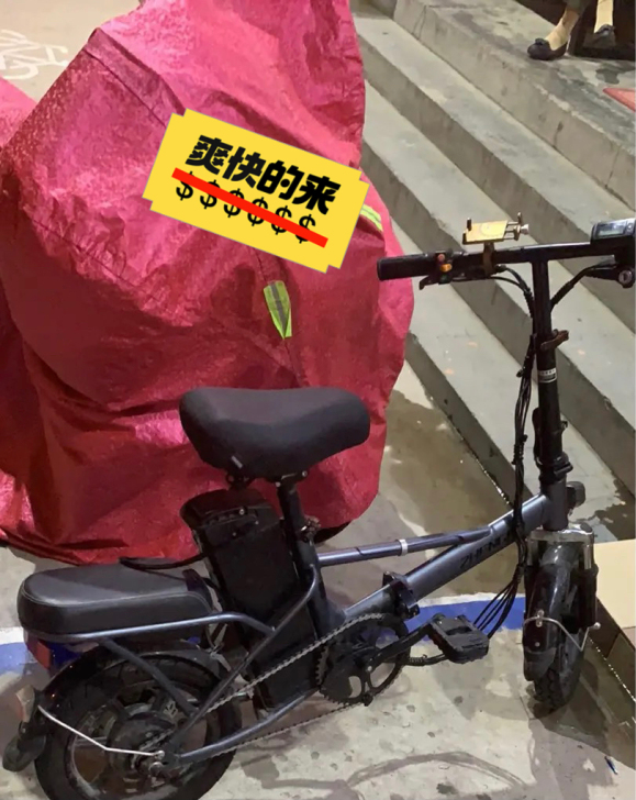 个人闲置代驾用的正步折叠电动车。电池性能良...