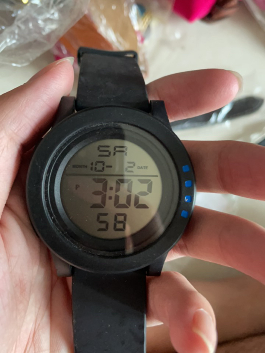 时尚运动手表批发价5元