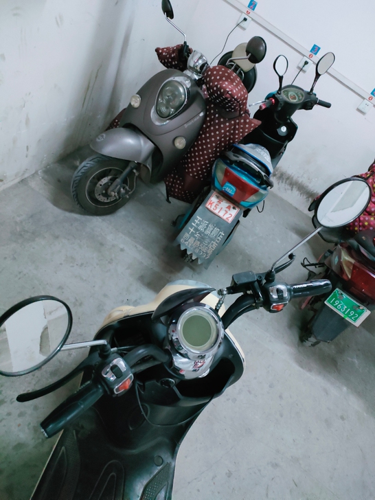 台铃小龟电动车，七十二伏二十安，平时很爱惜...